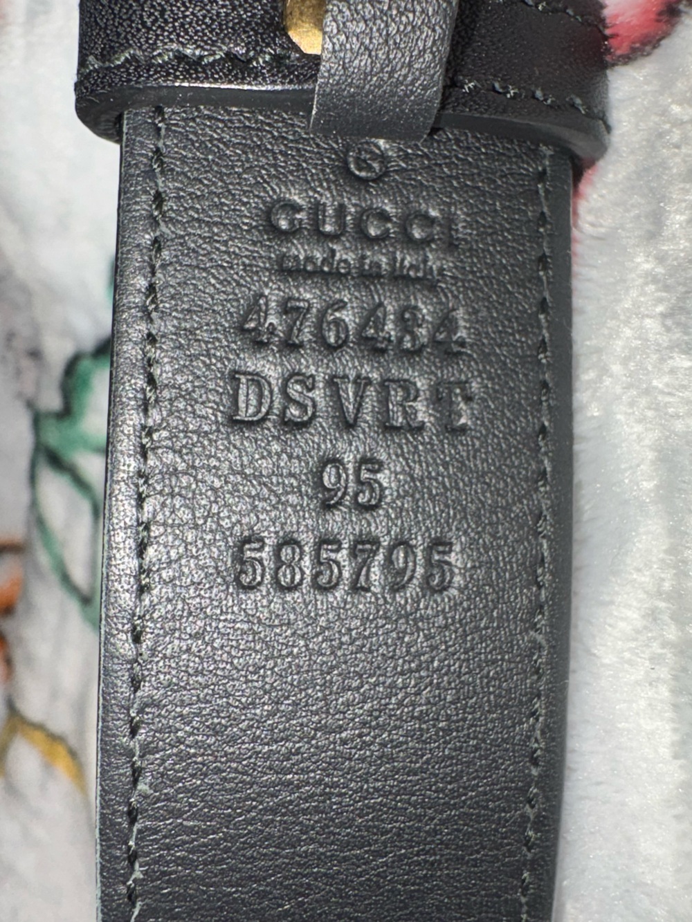 Gucci Black Quilted GG Marmont Matelasseé Belt Bag, Black and antique gold. - Picture 11 of 12